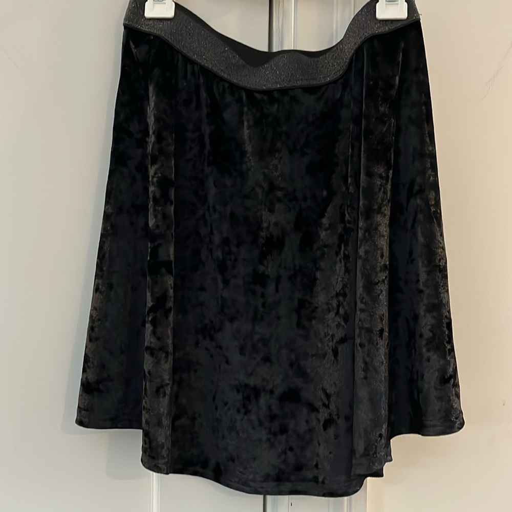 NWT design lab velvet skirt
